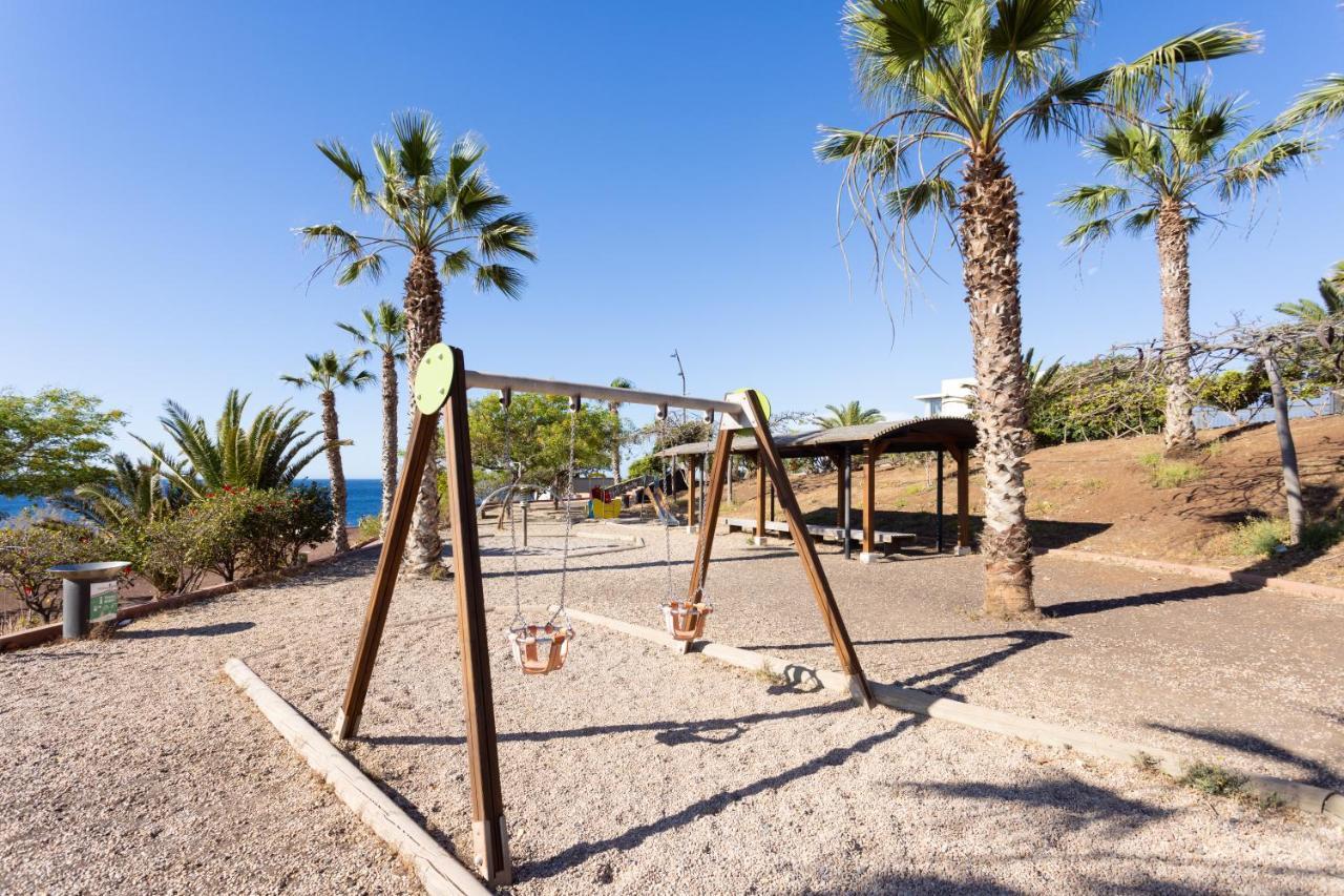 Home2Book Comfy Beachfront Radazul Εξωτερικό φωτογραφία